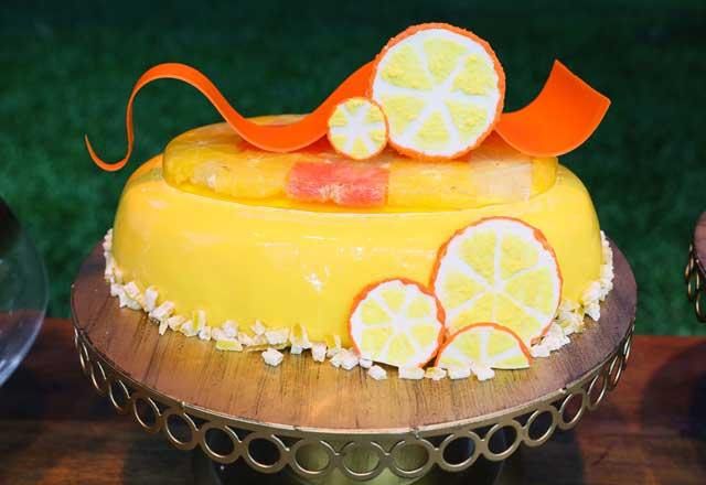 Aprenda a fazer o Bolo Espelho de Laranja